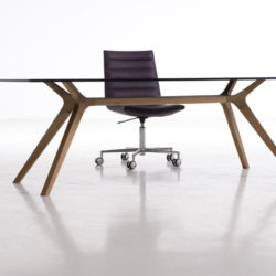 DR by Frezza. A table therefore we can picture it as a home desk, or a furniture piece for the office along with its service unit as well as in a meeting room.
