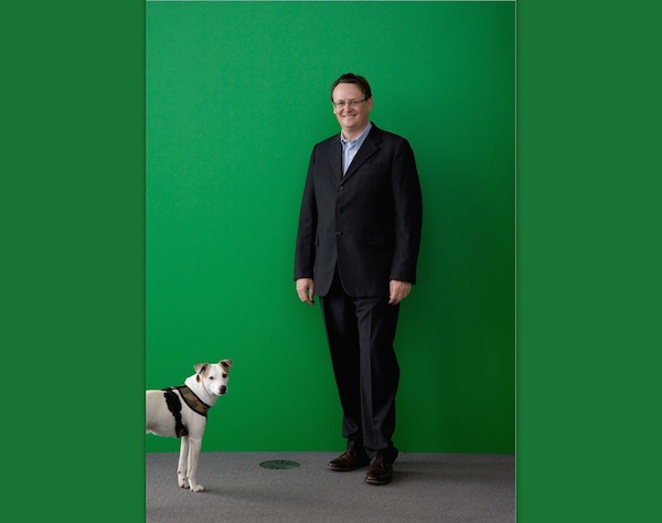 Alex-Schaerer-usm-take-your-dog-to-work-wow-webmagazine