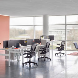 2-herman-miller-atlas-office-landscape-desk system-wow-webmagazine
